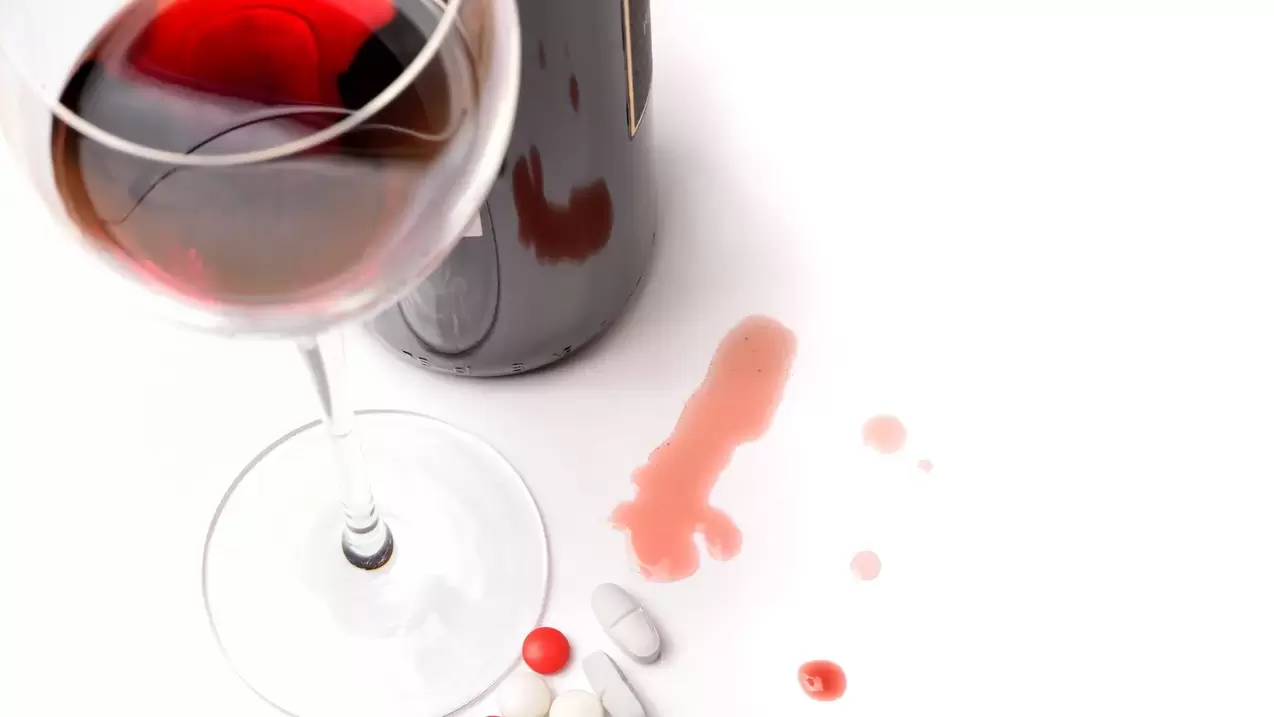It is possible to drink wine while taking antibiotics